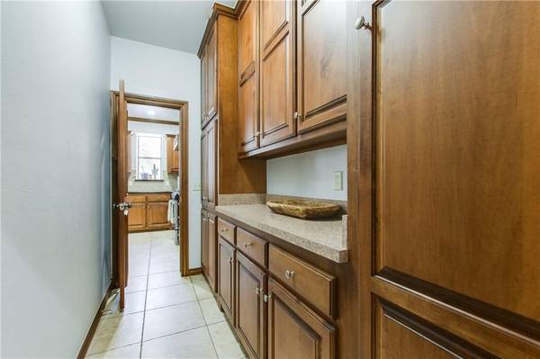 7415 NE 119th PL, Edmond, OK 73013