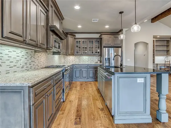 2601 Riven Rock RD, Edmond, OK 73034