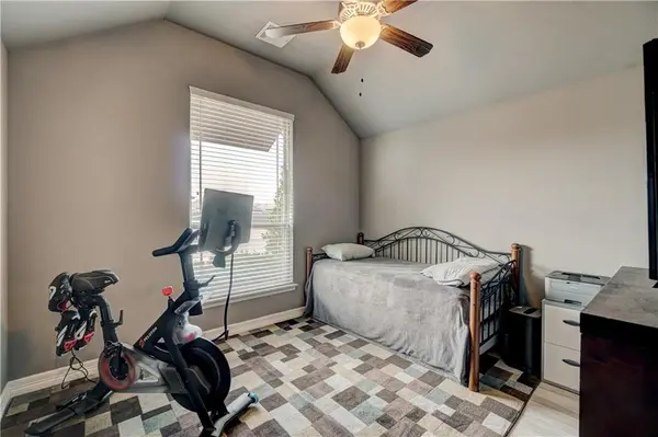 15900 Positano DR, Edmond, OK 73013
