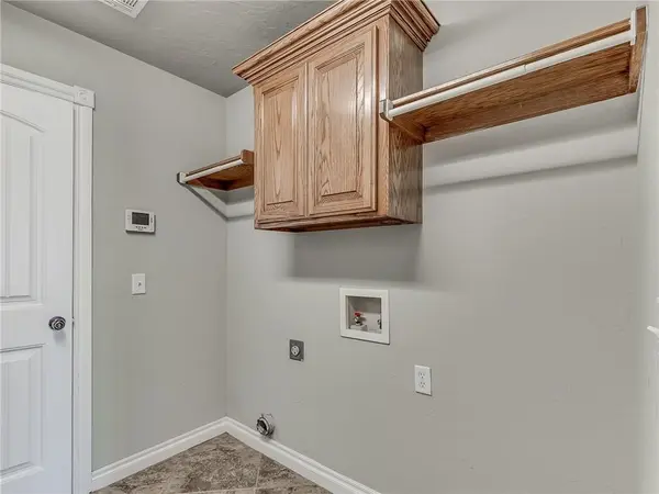 3204 Valley Brook, Norman, OK 73071