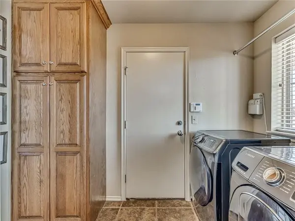 8809 Hudson LN, Piedmont, OK 73078