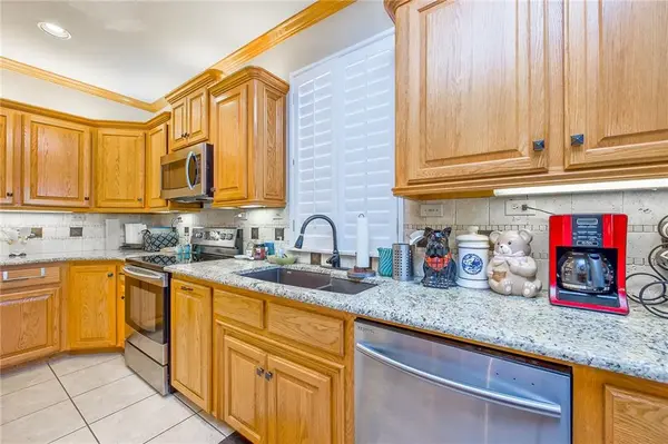 12213 Greenlea Chase East, Oklahoma City, OK 73170