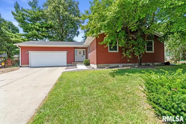 108 N ROSE DR, Auburn, IL 62615-0000