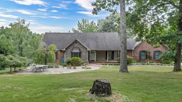 911 STEPHEN DRIVE, Clarksville, TN 37043