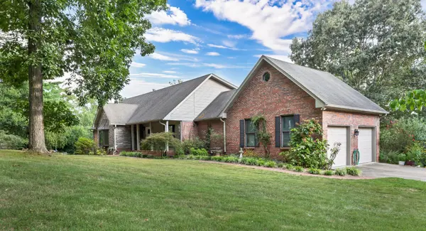 911 STEPHEN DRIVE, Clarksville, TN 37043