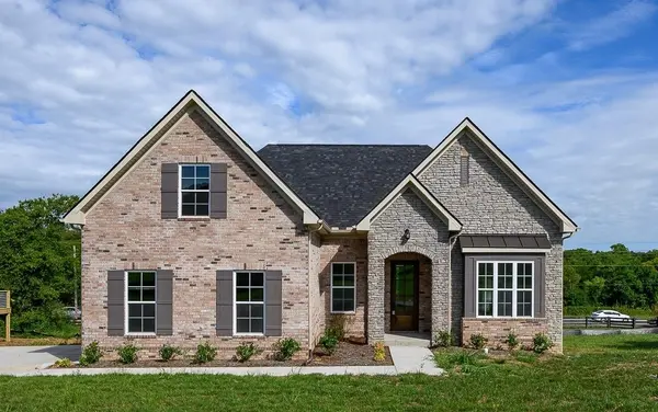 958 Hunters Lane, Springfield, TN 37172