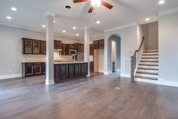 942 Hunters Lane, Springfield, TN 37172