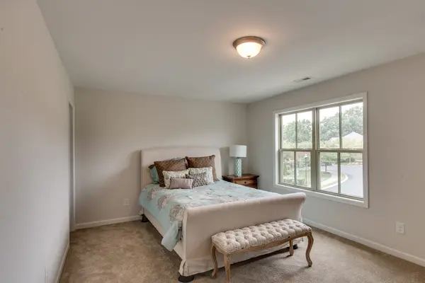 942 Hunters Lane, Springfield, TN 37172