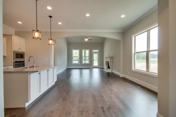 938 Hunters Lane, Springfield, TN 37172