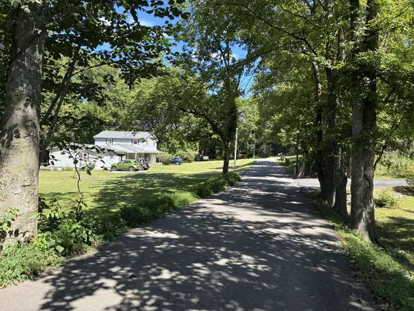2258 S Williams Rd, Greenbrier, TN 37073