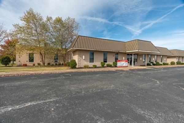 4011 Fort Campbell Blvd, Hopkinsville, KY 42240