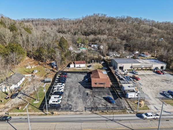1195 Louisville Hwy, Goodlettsville, TN 37072