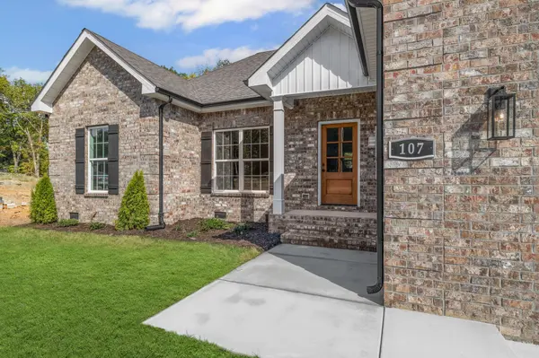 107 Stonebrook Dr, Shelbyville, TN 37160