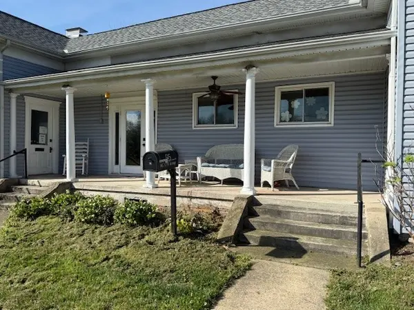 101 W Blackwell St, Tullahoma, TN 37388
