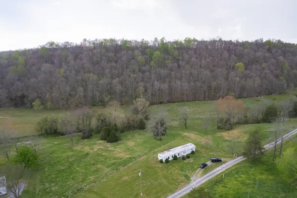 109 Creek Bend Ln, Manchester, TN 37355