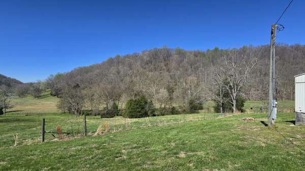 109 Creek Bend Ln, Manchester, TN 37355