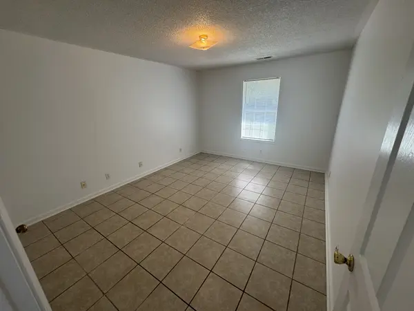 107 Pickle St #C, Shelbyville, TN 37160