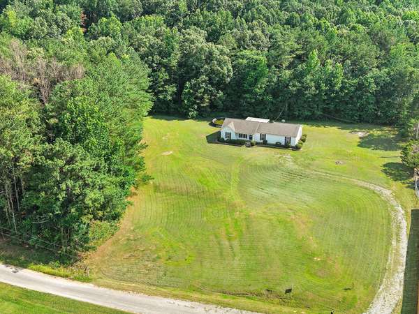 235 Mallard Ln, Lexington, TN 38351