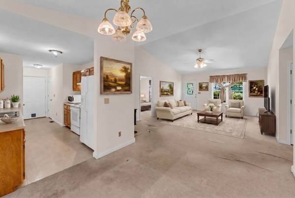 9044 Weketa Dr, Crossville, TN 38572