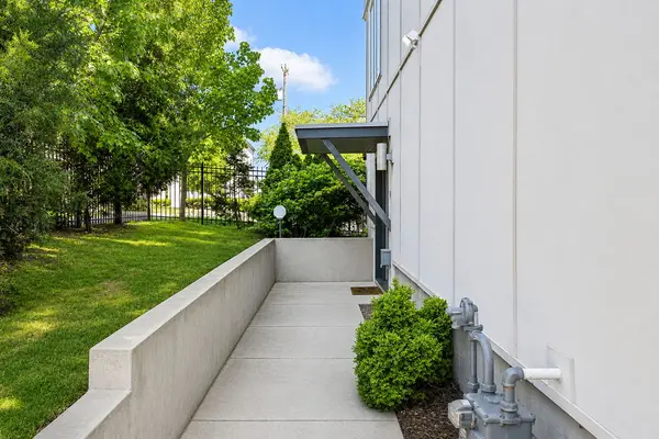 1011D 12th Ave #N, Nashville, TN 37208