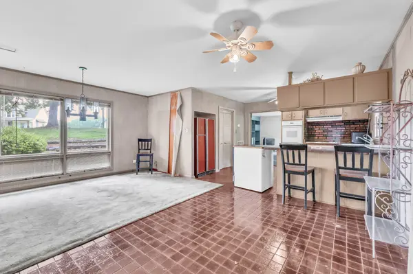1692 Gratton Rd, Clarksville, TN 37043