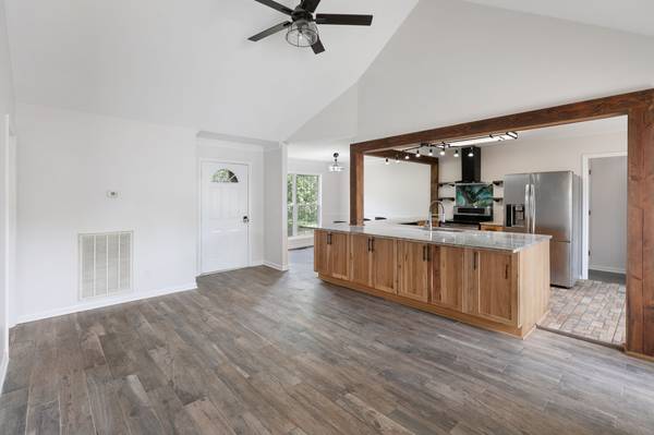 8001 Anna Ct, Greenbrier, TN 37073
