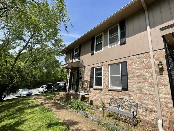 110 Bellevue Rd #16, Nashville, TN 37221
