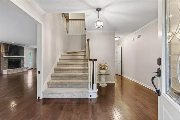 1610 Deerfield Dr, Clarksville, TN 37043