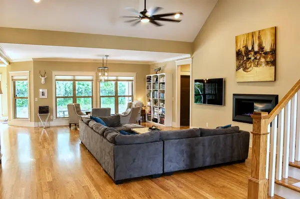 119 Stark Knob Rd, Hendersonville, TN 37075