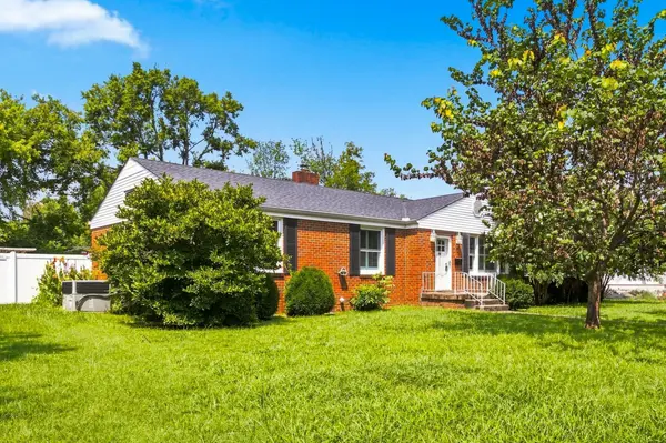 122 Hammond Ave, Lebanon, TN 37087