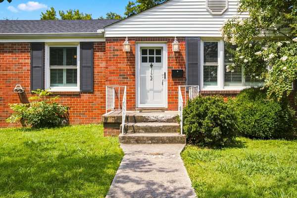 122 Hammond Ave, Lebanon, TN 37087