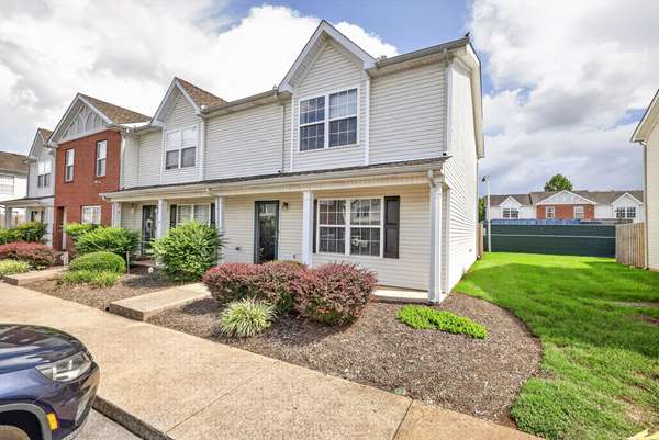 407 Arapaho Dr, Murfreesboro, TN 37128