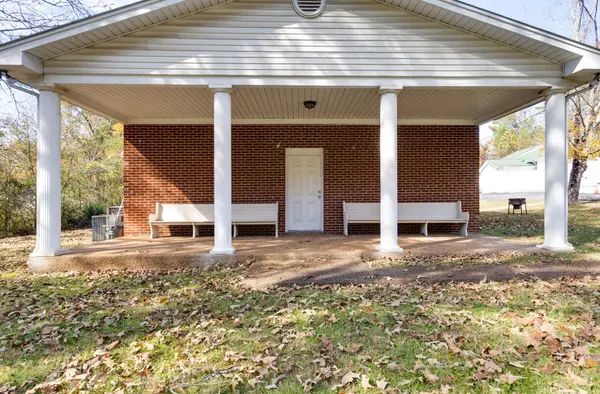 4479 Highway 100, Lyles, TN 37098