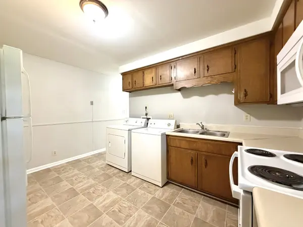 750 Bancroft Cir #B, Clarksville, TN 37042