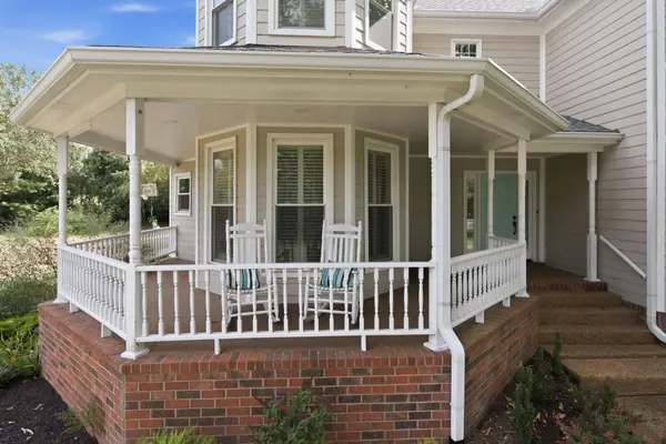 1733 Carriage Ct, Brentwood, TN 37027