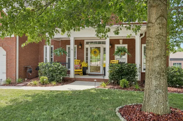 1011 Red Pepper Rdg, Spring Hill, TN 37174