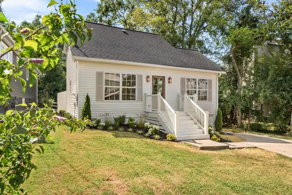 121 Oceola Ave, Nashville, TN 37209