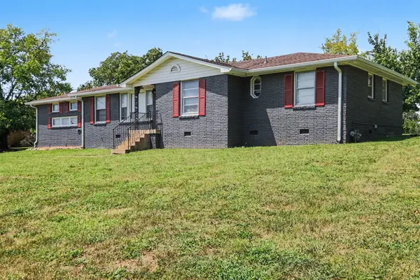 4060 Yoest Dr, Nashville, TN 37207