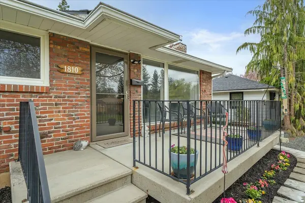 1810 E 40th Ave, Spokane, WA 99203