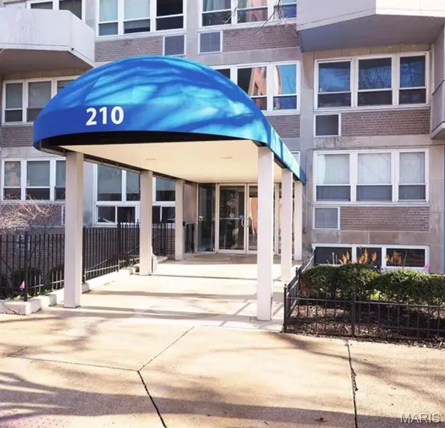 210 N 17th ST #405, St Louis, MO 63103