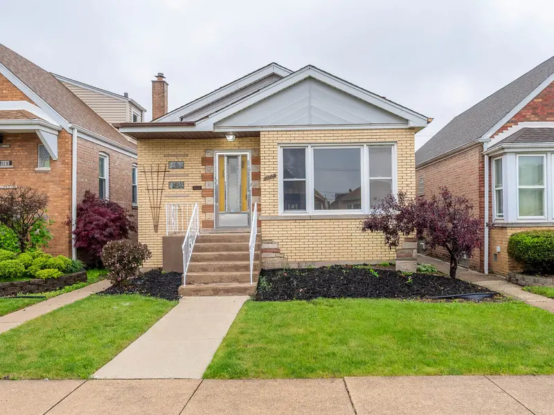 5028 S La Porte AVE, Chicago, IL 60638