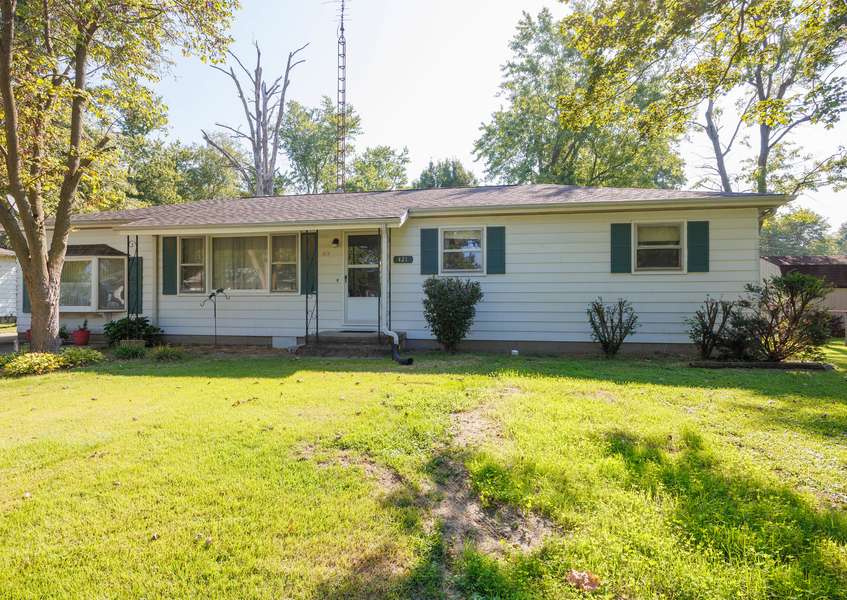 421 Geary ST, Centralia, IL 62801