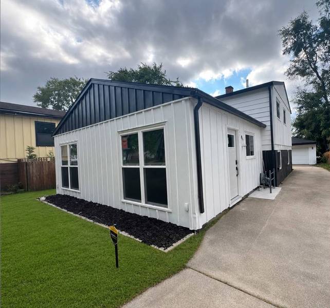 290 Merrill AVE, Calumet City, IL 60409