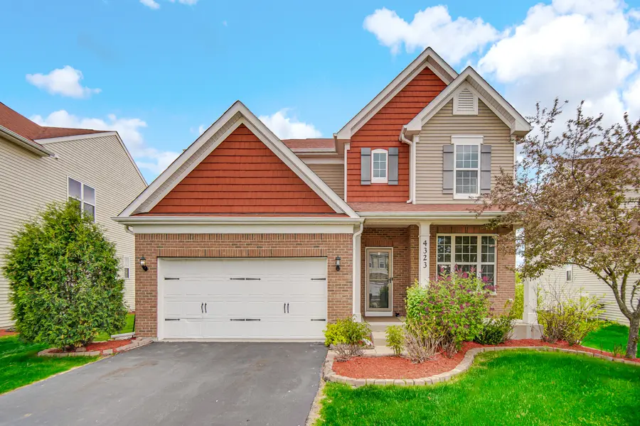 4323 FRASER CIR, Naperville, IL 60564