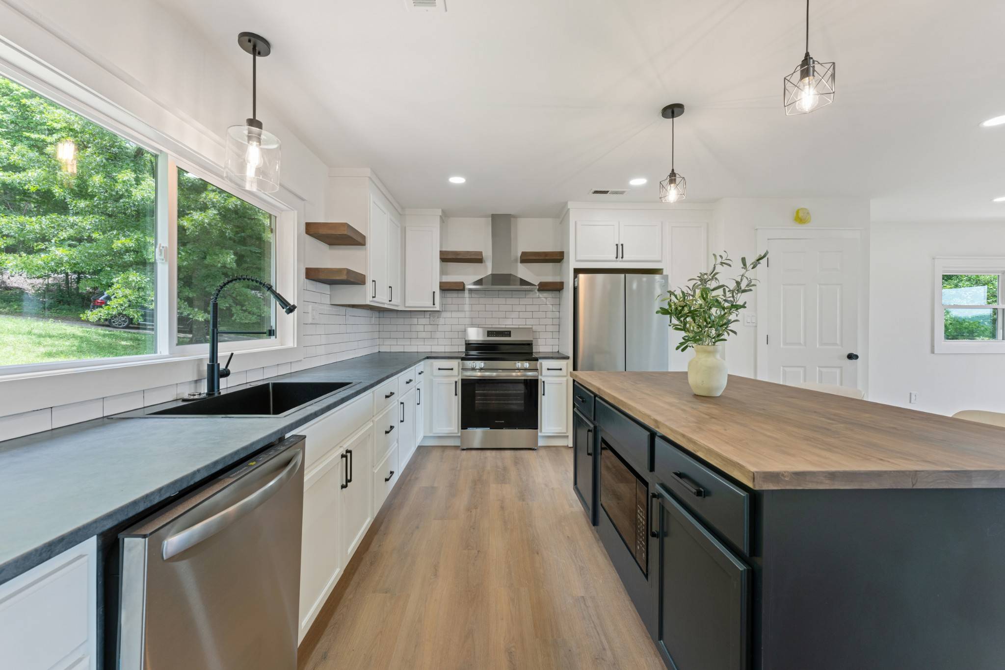 213 Delina Boonshill Rd, Petersburg, TN 37144