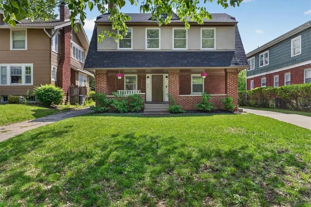 5439 ROCKHILL RD, Kansas City, MO 64110