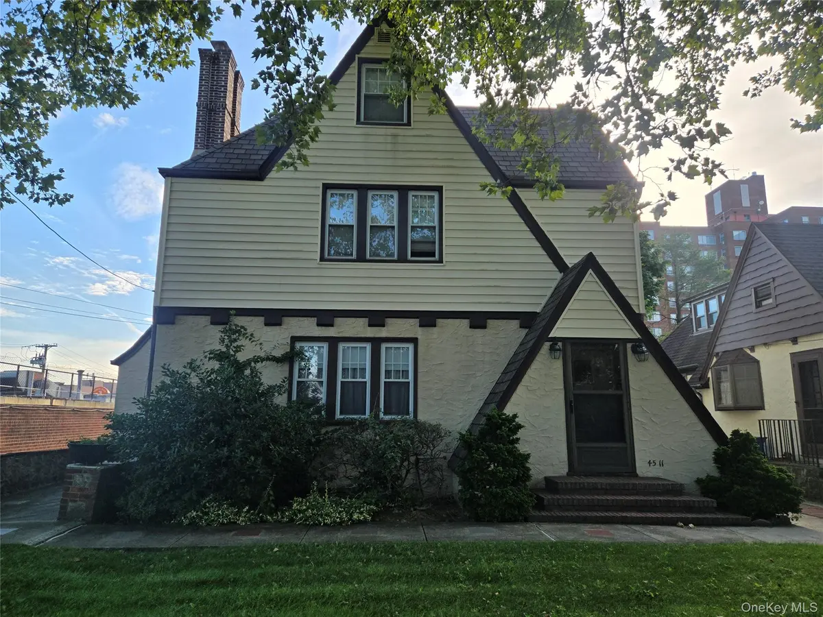 4511 220th PL, Bayside, NY 11361