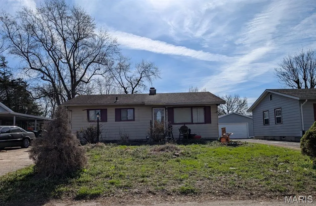 743 Saint Nicholas DR, Cahokia, IL 62206