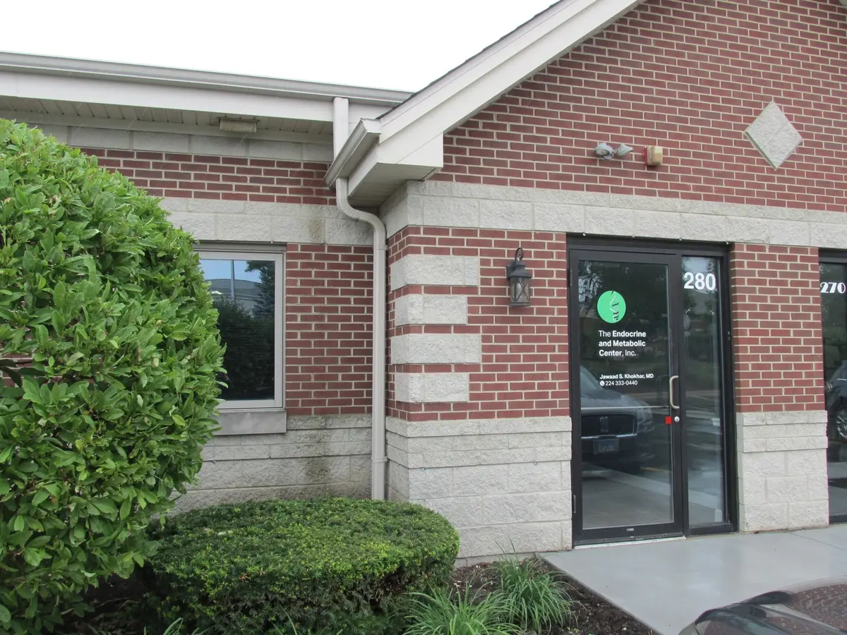 280 Stonegate RD #280, Algonquin, IL 60102