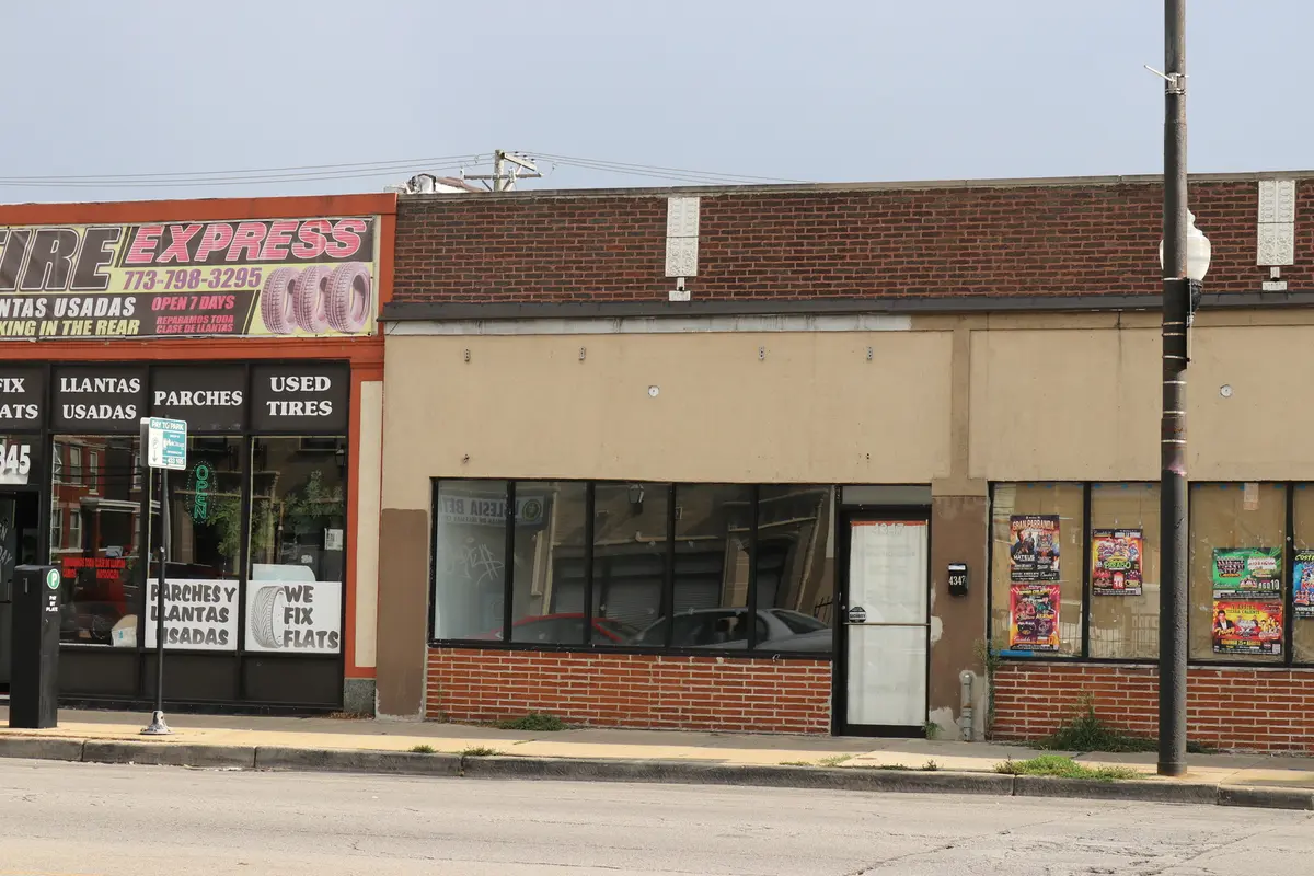 4347 W Fullerton AVE #4347, Chicago, IL 60639